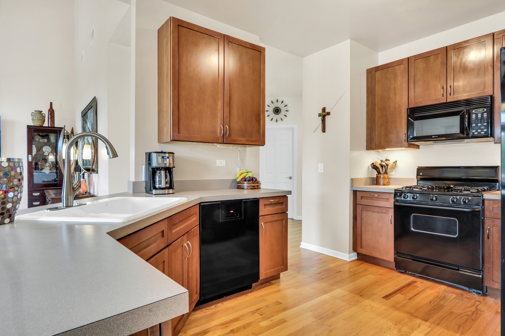 977 Autumn Drive, Antioch, IL 60002