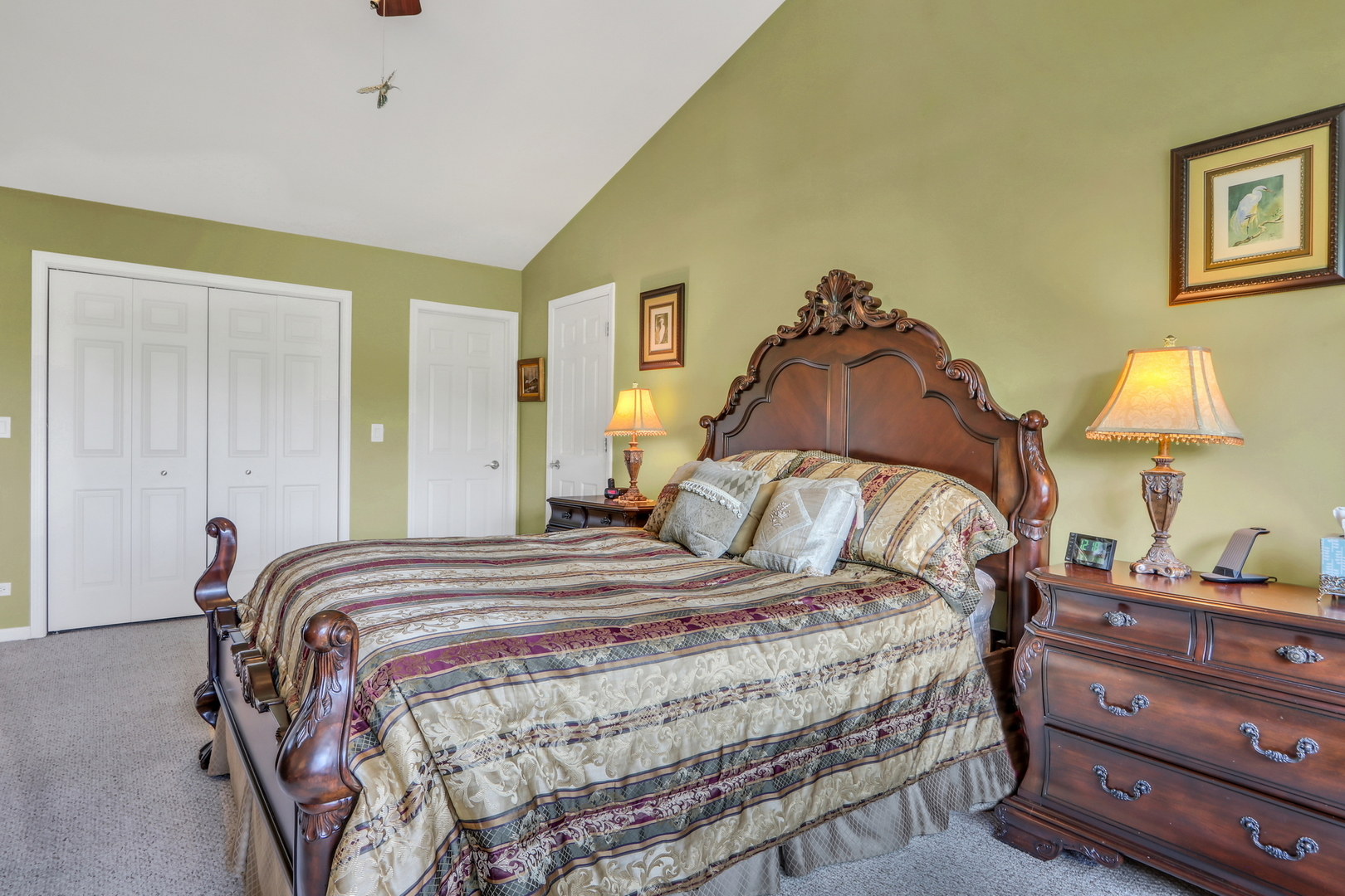 977 Autumn Drive, Antioch, IL 60002