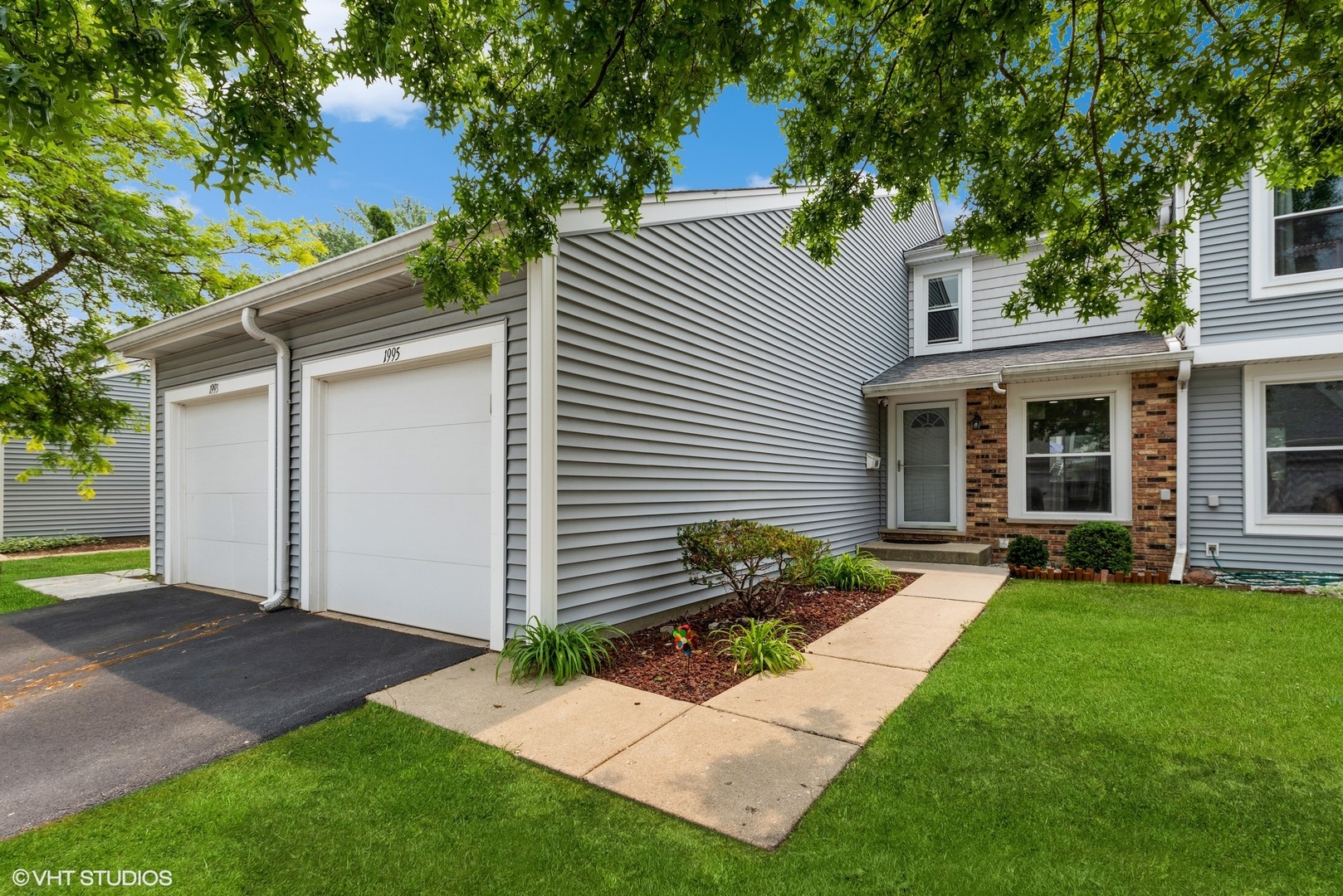 1995 Dunmore Place, Hoffman Estates, IL 60169