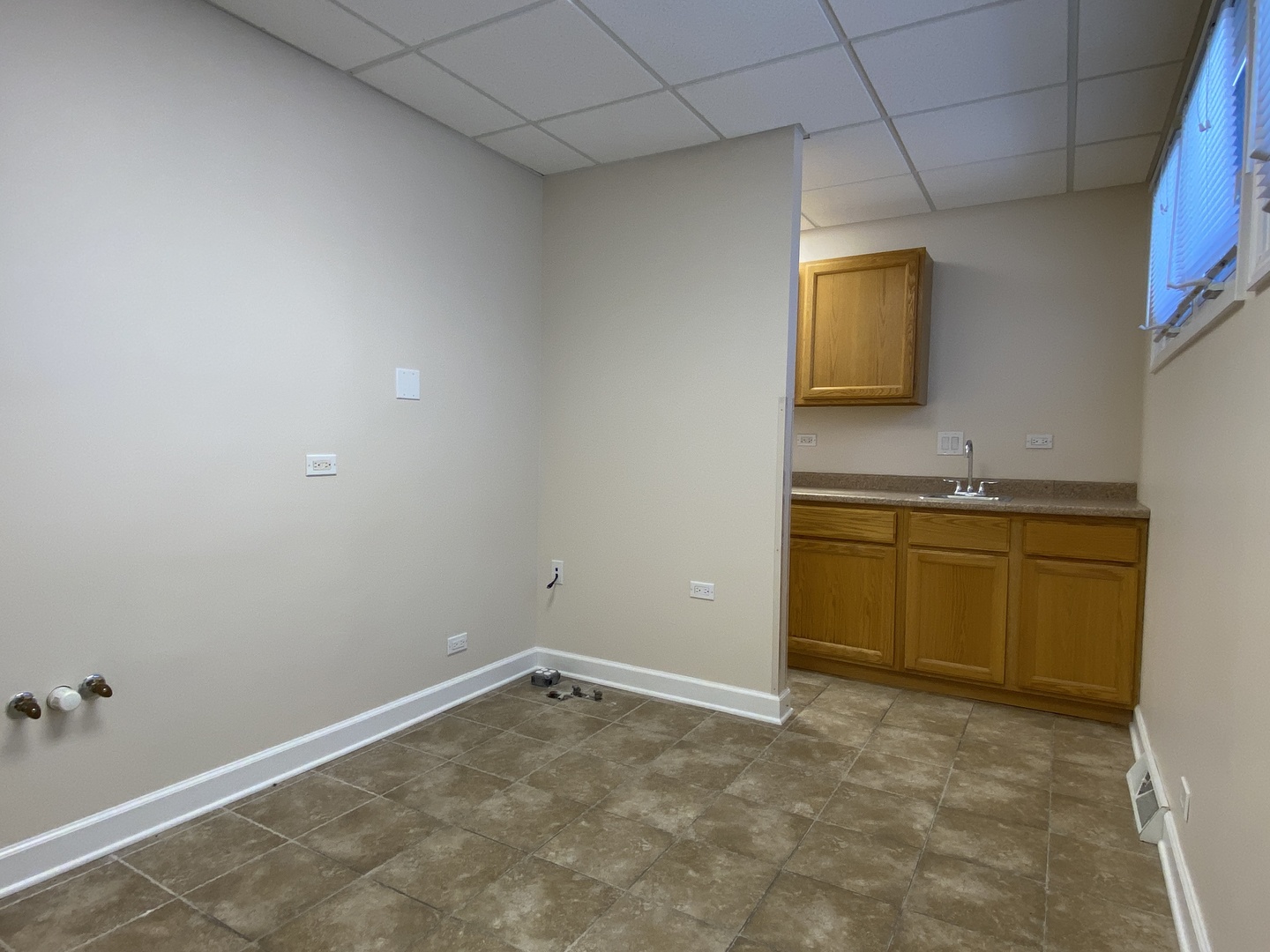 325 W Prospect Avenue #5, Mount Prospect, IL 60056