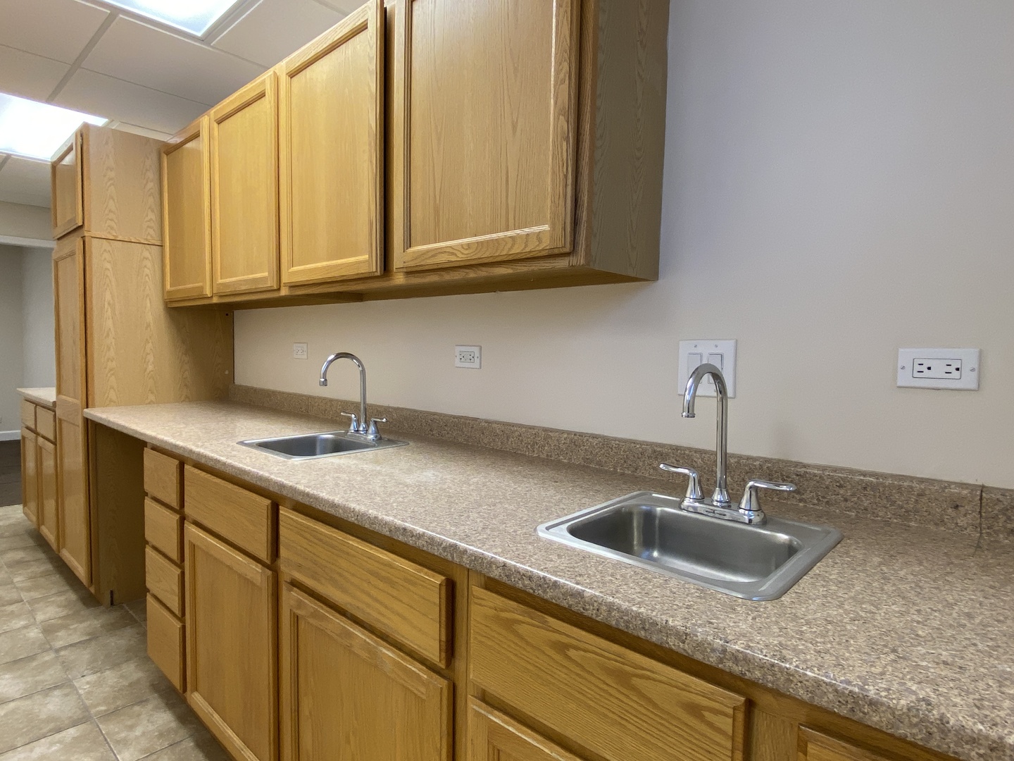 325 W Prospect Avenue #5, Mount Prospect, IL 60056