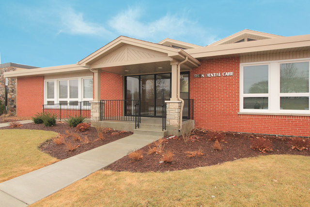 325 W Prospect Avenue #5, Mount Prospect, IL 60056