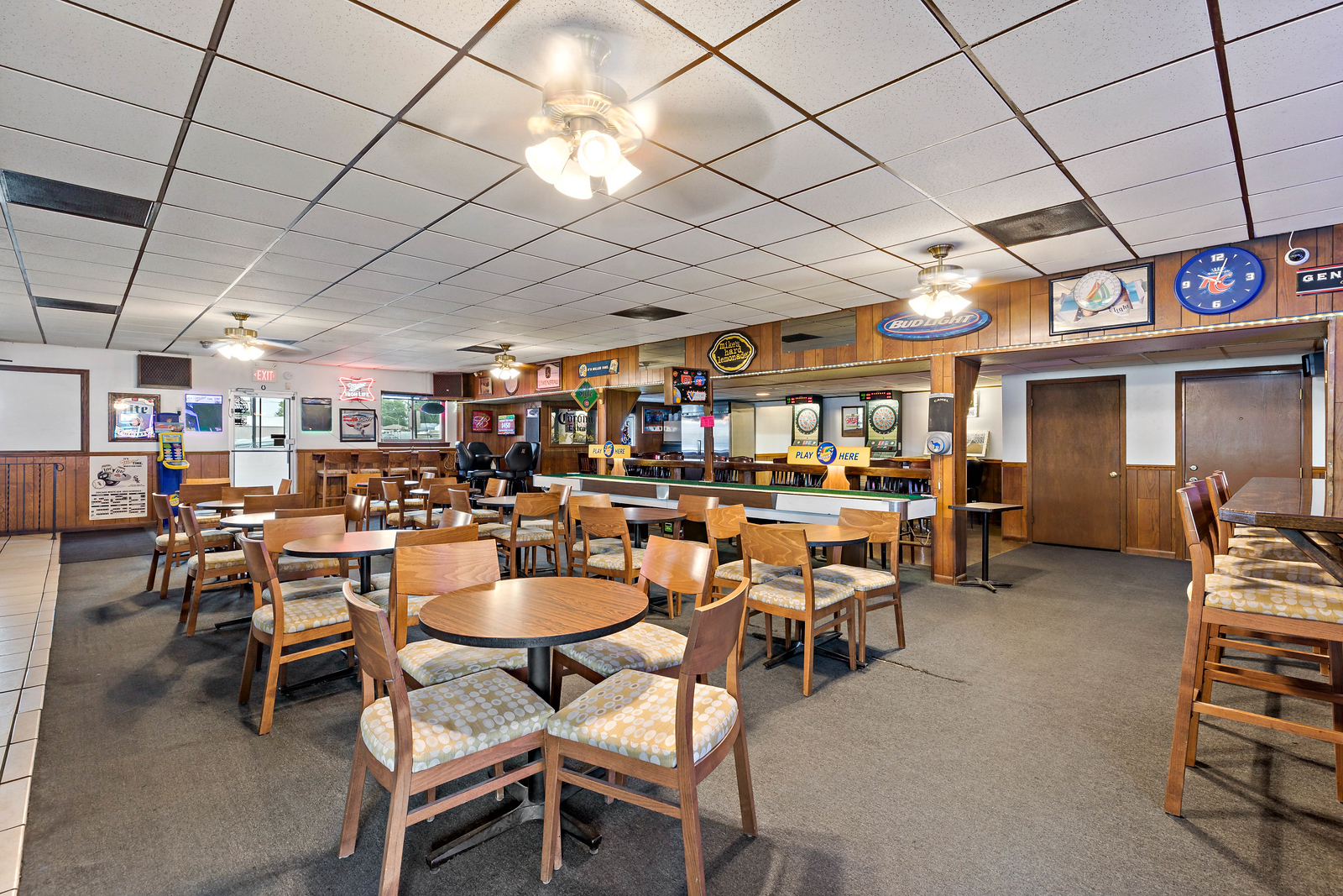 14042 S Croissant Drive, Burnham, IL 60633