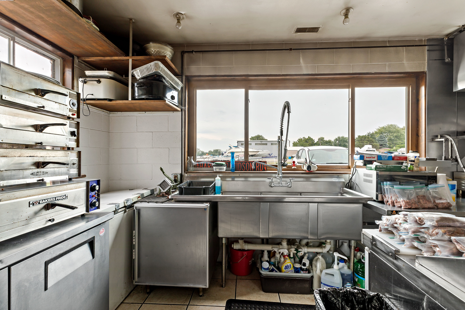 14042 S Croissant Drive, Burnham, IL 60633