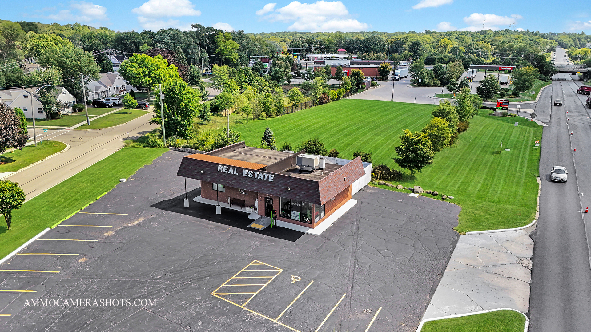 465 E Roosevelt Road, West Chicago, IL 60185