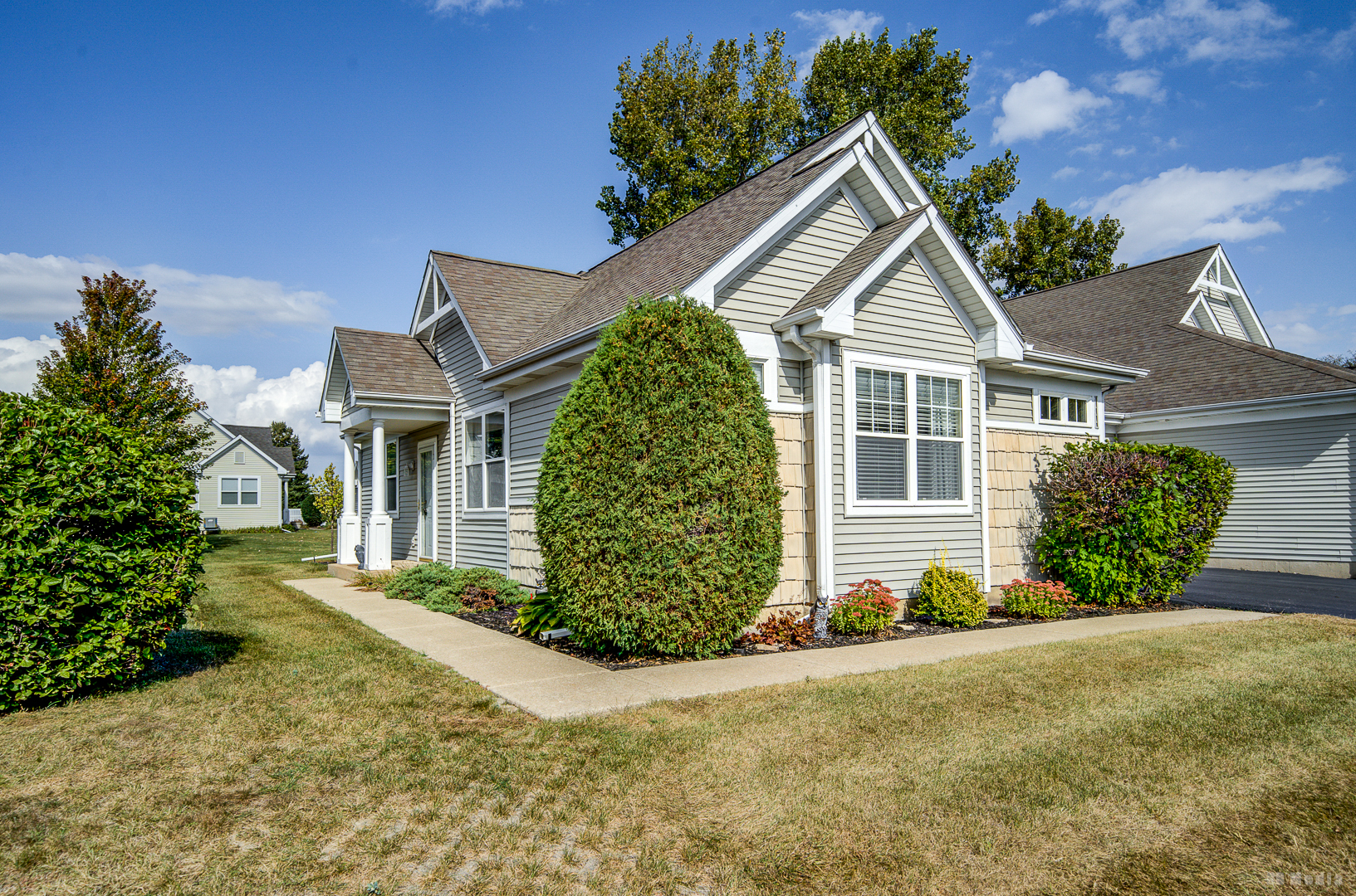 2508 Meer Park Court, Crest Hill, IL 60403