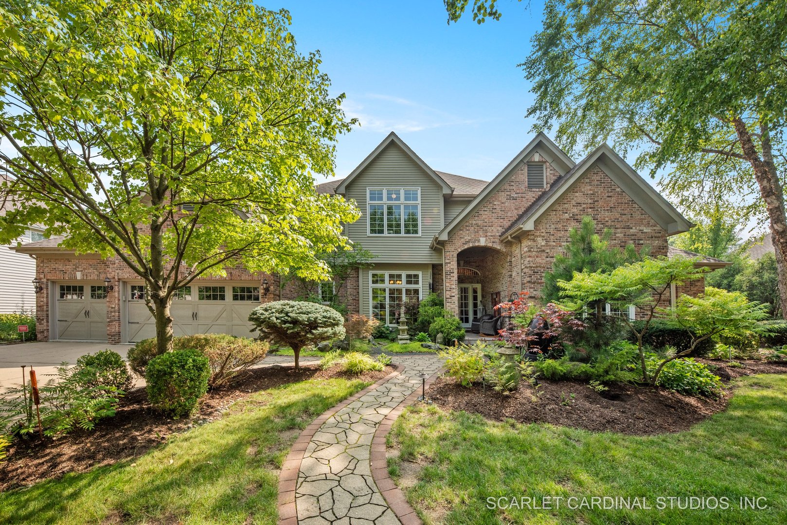 1736 Robert Lane, Naperville, IL 60564