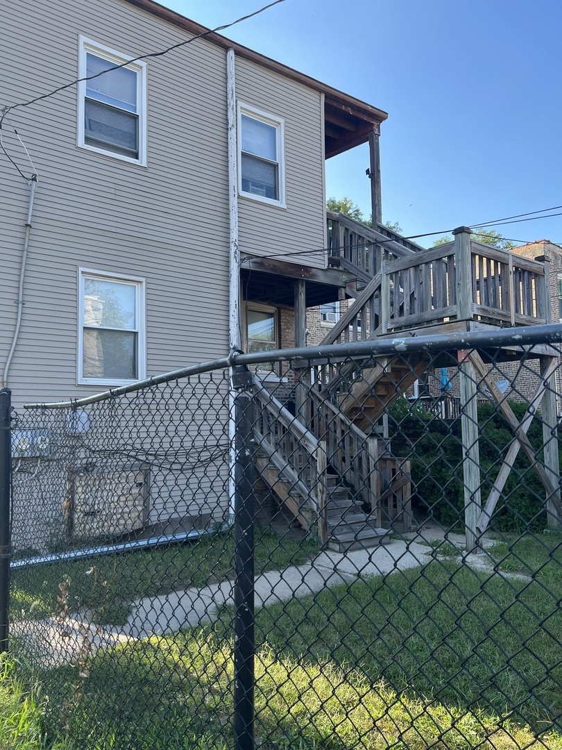7359 S Dante Avenue, Chicago, IL 60619
