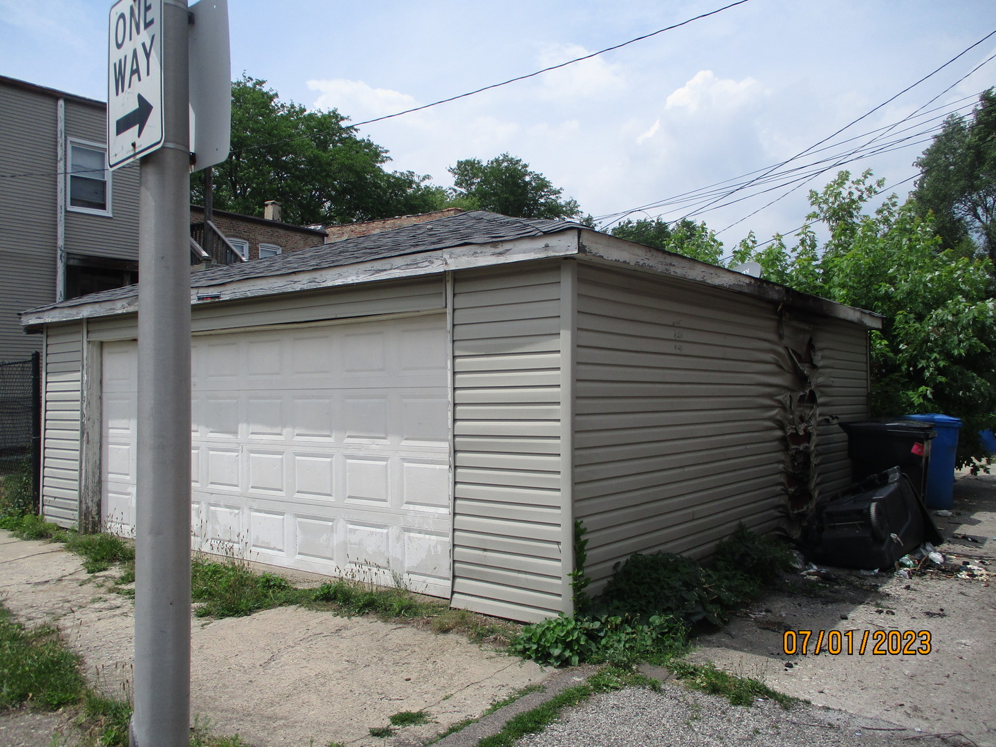 7359 S Dante Avenue, Chicago, IL 60619