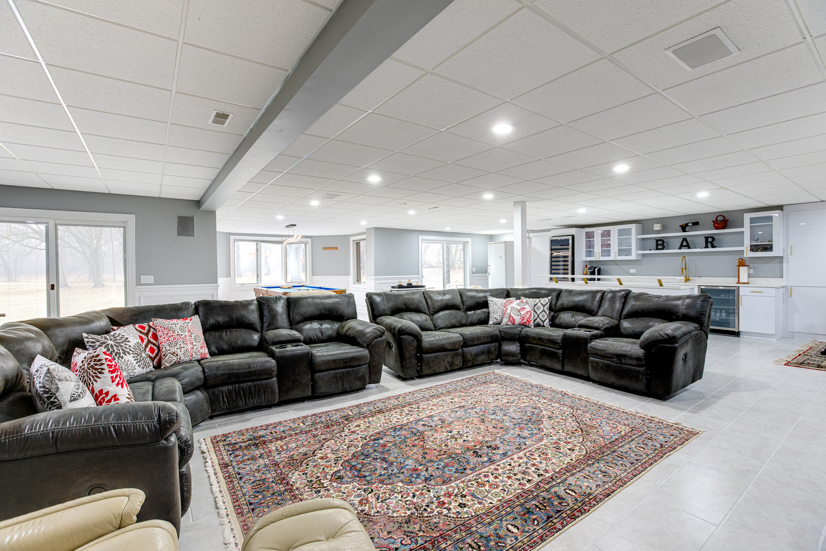 1N424 Indian Knoll Road, West Chicago, IL 60185