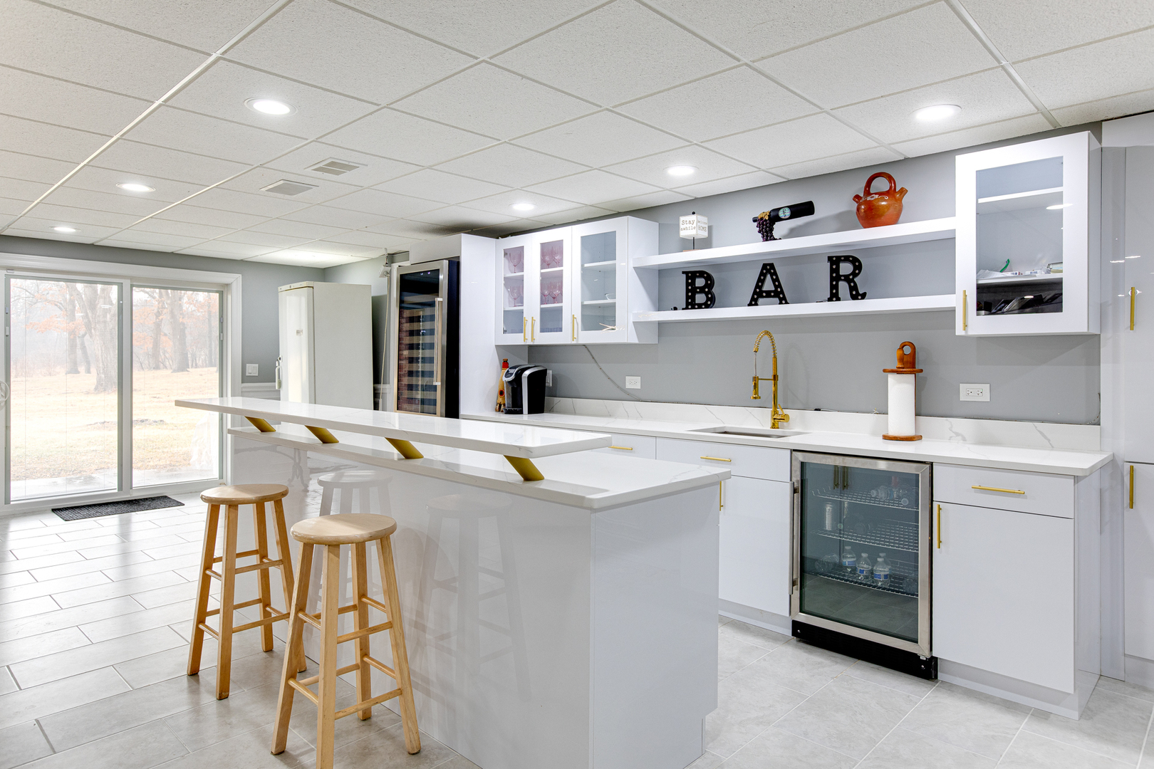 1N424 Indian Knoll Road, West Chicago, IL 60185