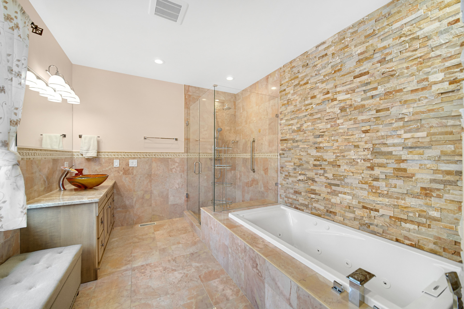 1N424 Indian Knoll Road, West Chicago, IL 60185