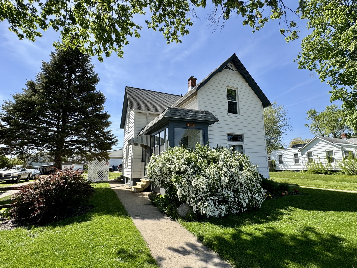 616 N Pleasant Street, Princeton, IL 61356