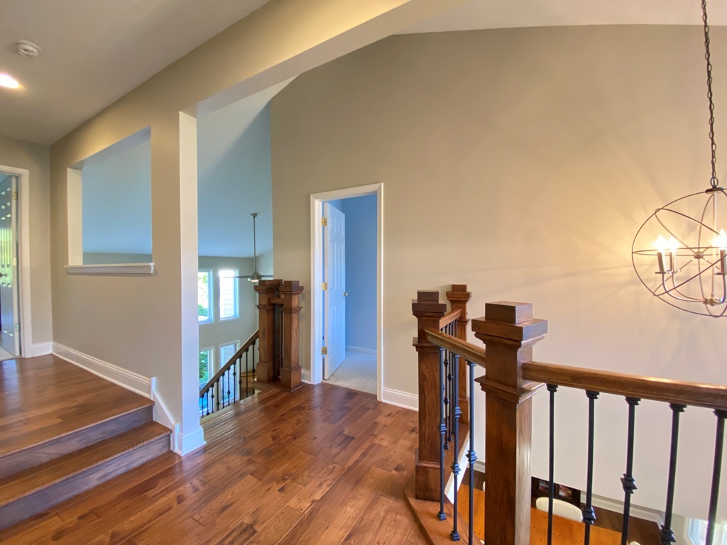 2428 Ridgewood Court, Aurora, IL 60502