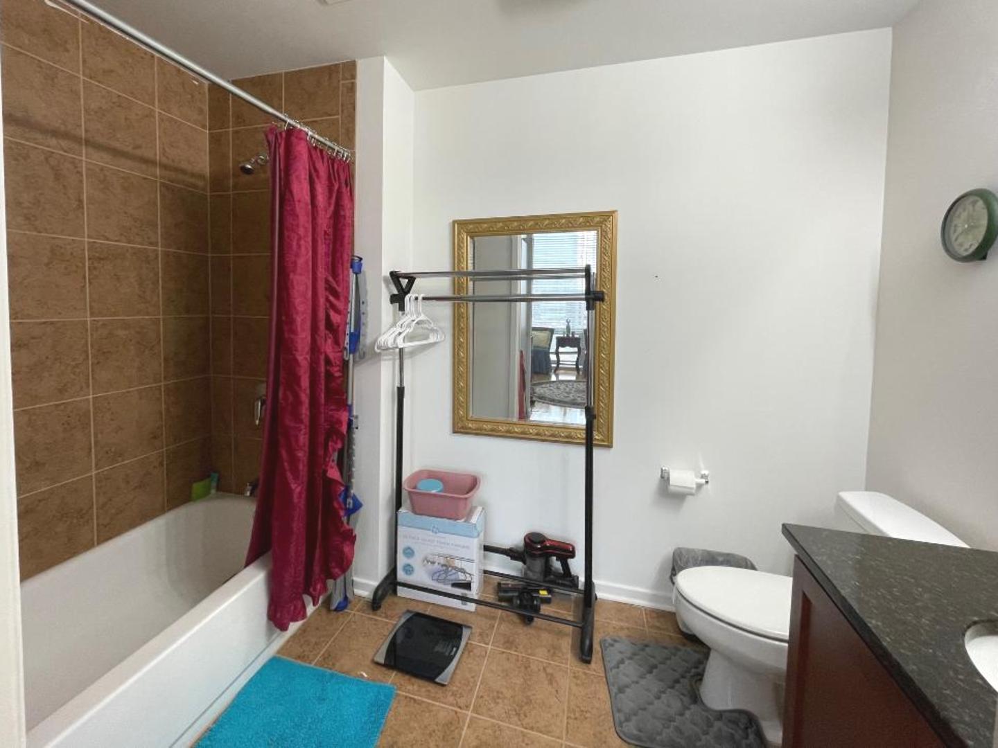 1 E 8th Street #1004, Chicago, IL 60605