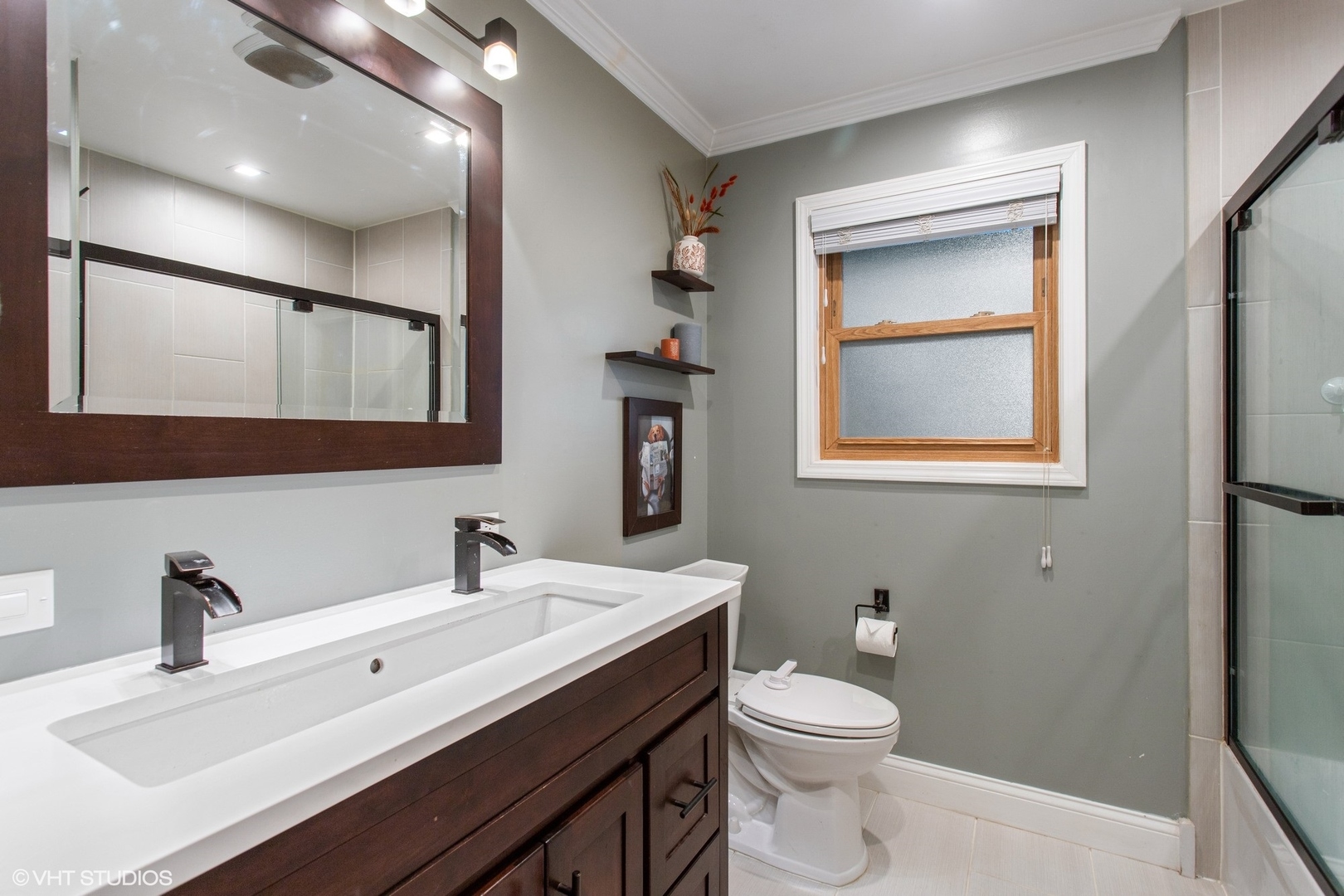 9559 Kilpatrick Avenue, Oak Lawn, IL 60453