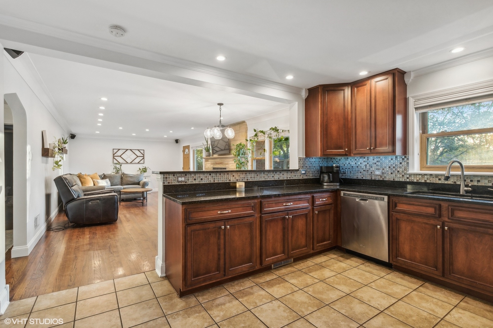 9559 Kilpatrick Avenue, Oak Lawn, IL 60453