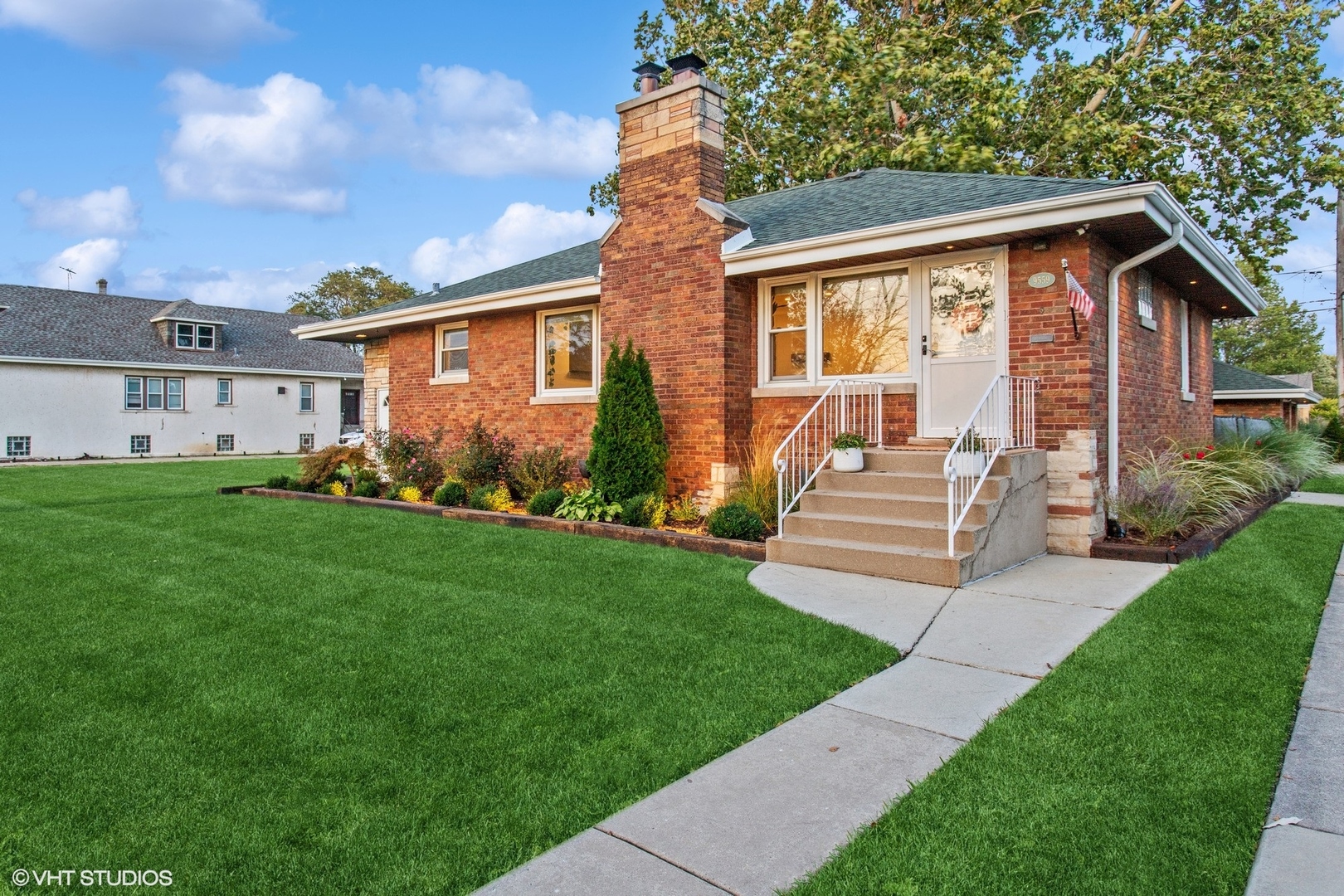 9559 Kilpatrick Avenue, Oak Lawn, IL 60453