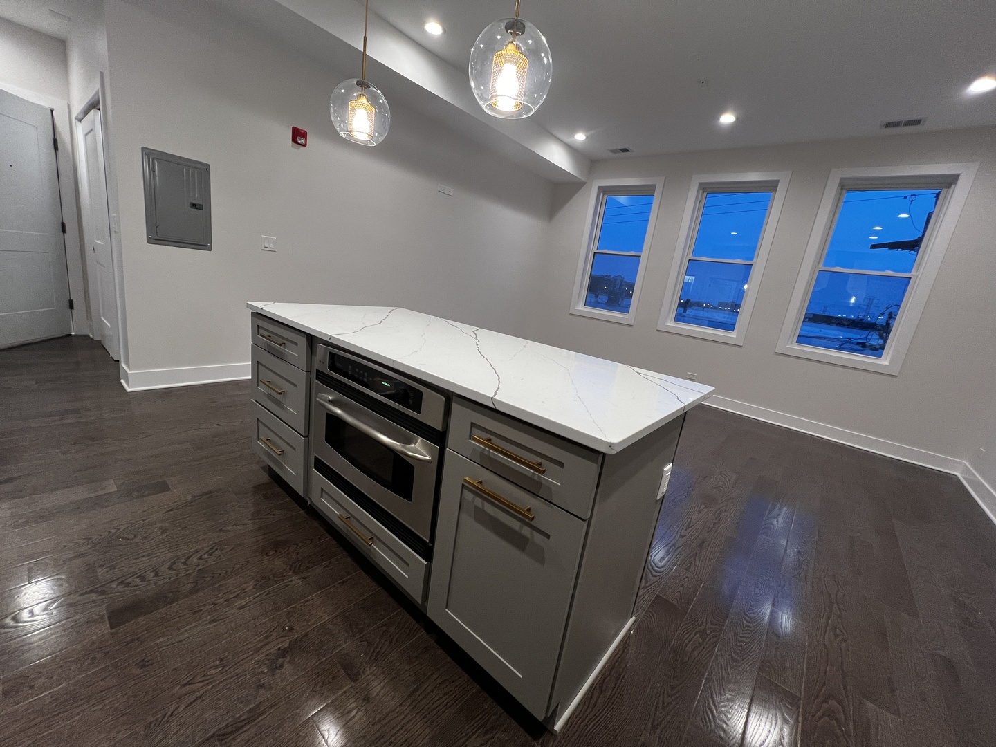 4819 Main Street #203, Skokie, IL 60077