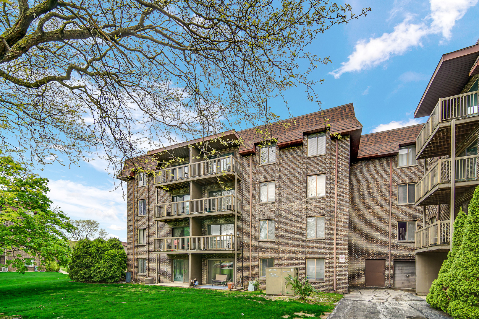 820 Elder Road #C115, Homewood, IL 60430