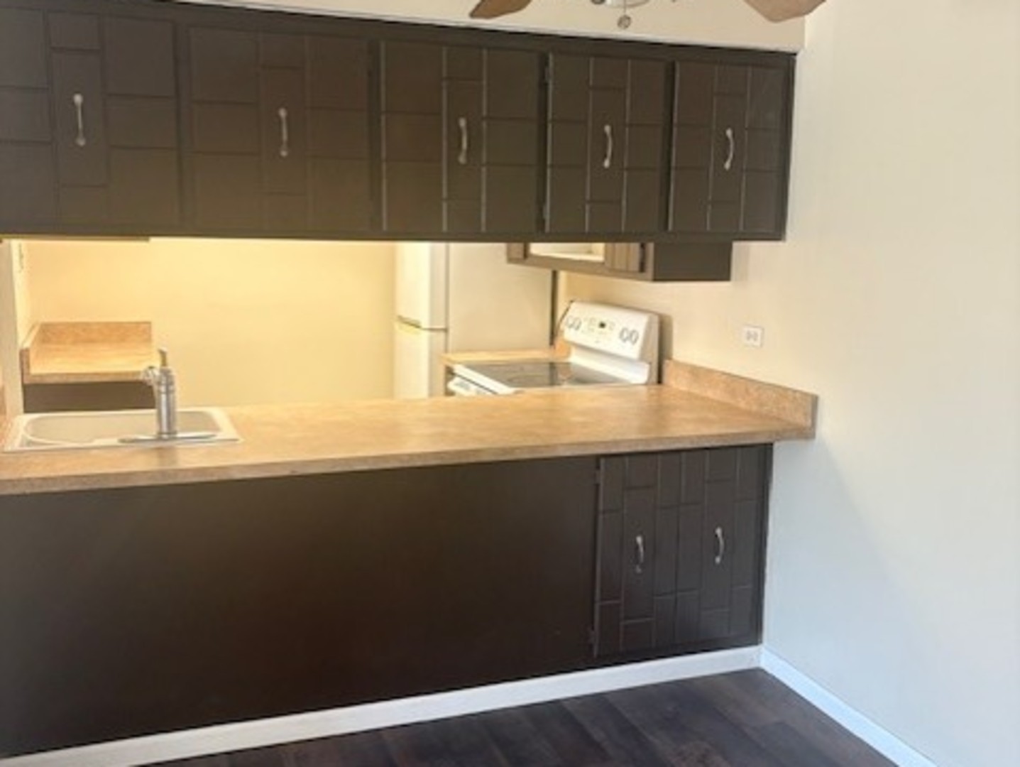 820 Elder Road #C115, Homewood, IL 60430