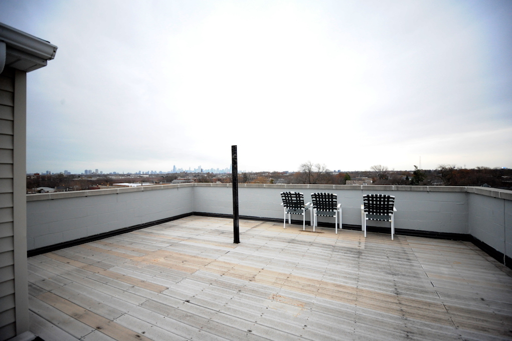 2903 W Irving Park Road, Chicago, IL 60618