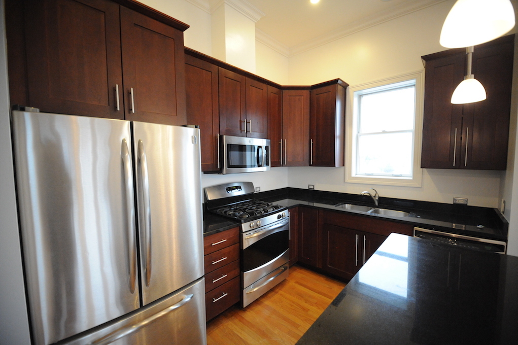 2903 W Irving Park Road, Chicago, IL 60618