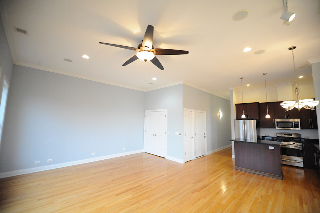 2903 W Irving Park Road, Chicago, IL 60618