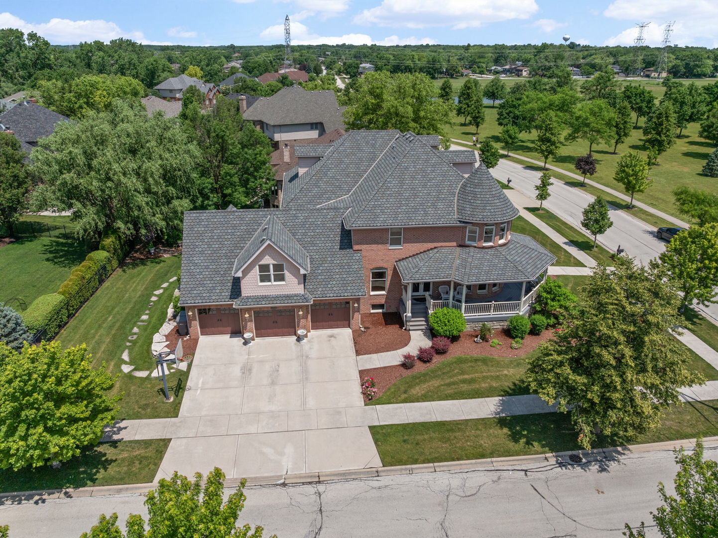 14040 Boxwood Lane, Orland Park, IL 60462