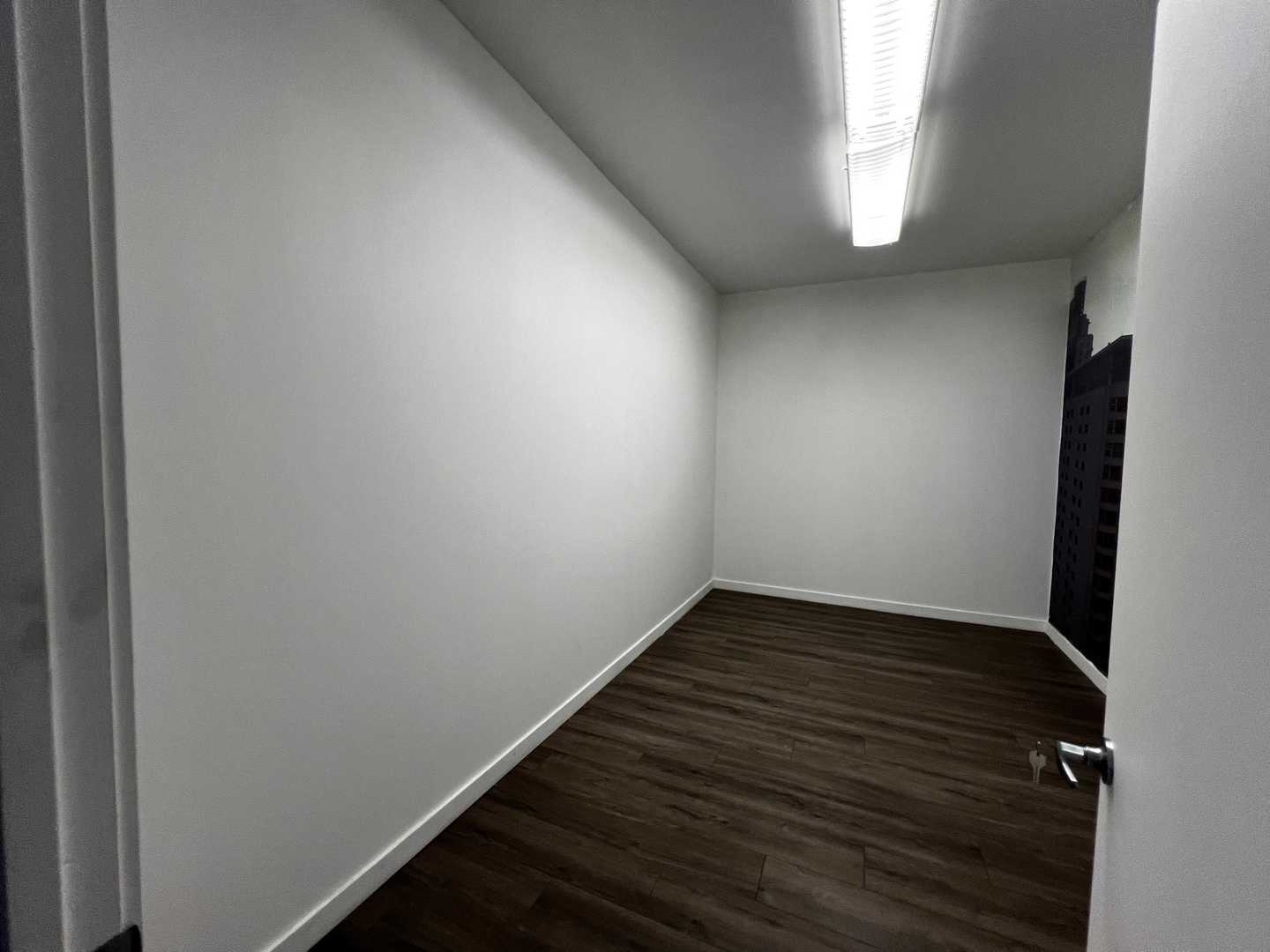 201 E Ohio Street, Chicago, IL 60611