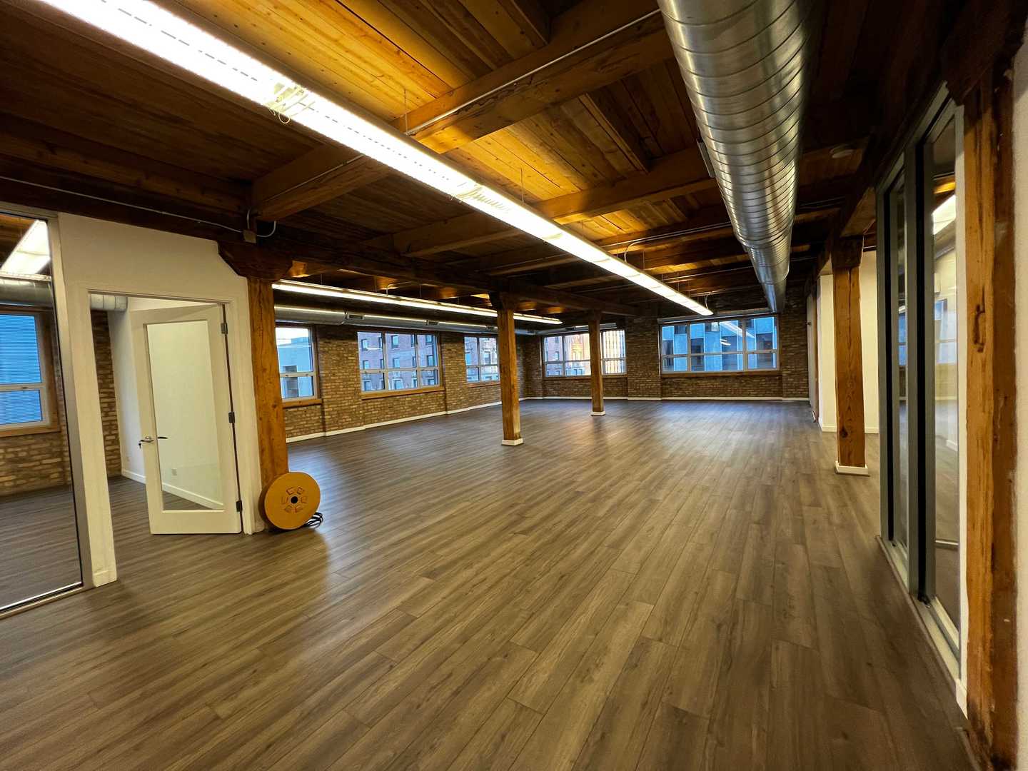 201 E Ohio Street, Chicago, IL 60611