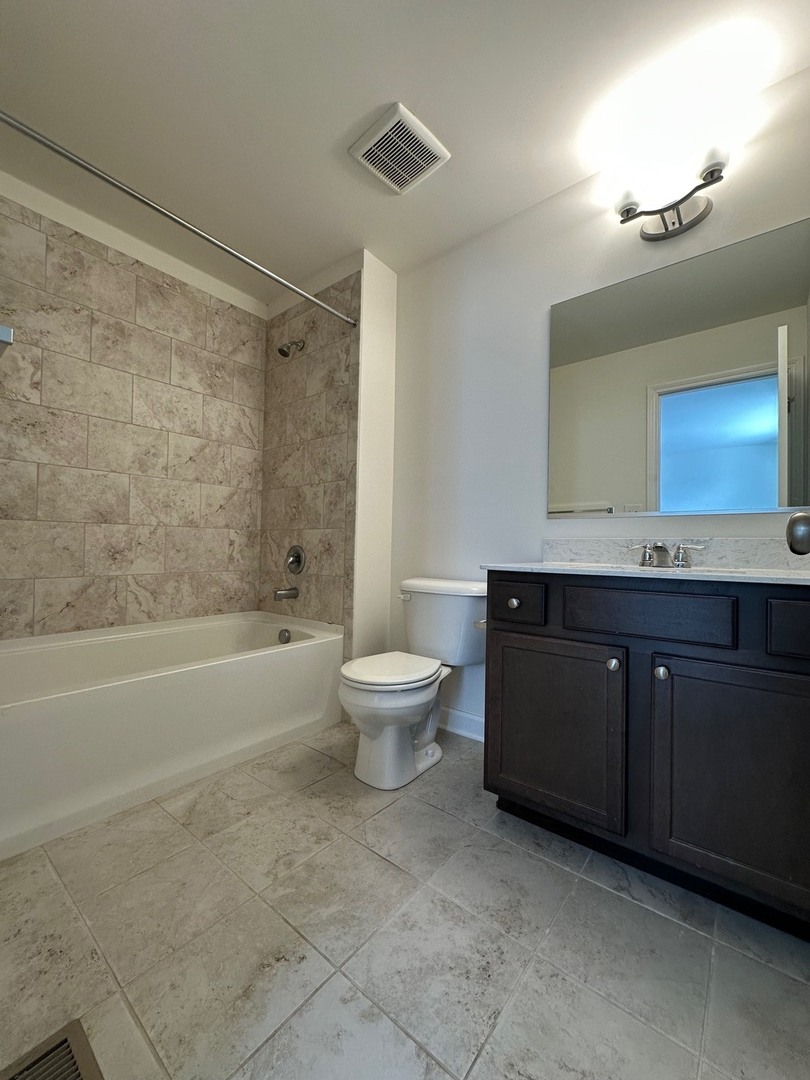 1423 N Charles Avenue, Naperville, IL 60563