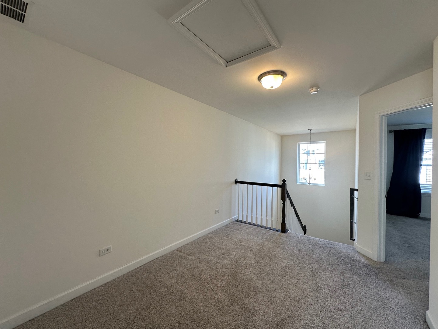 1423 N Charles Avenue, Naperville, IL 60563