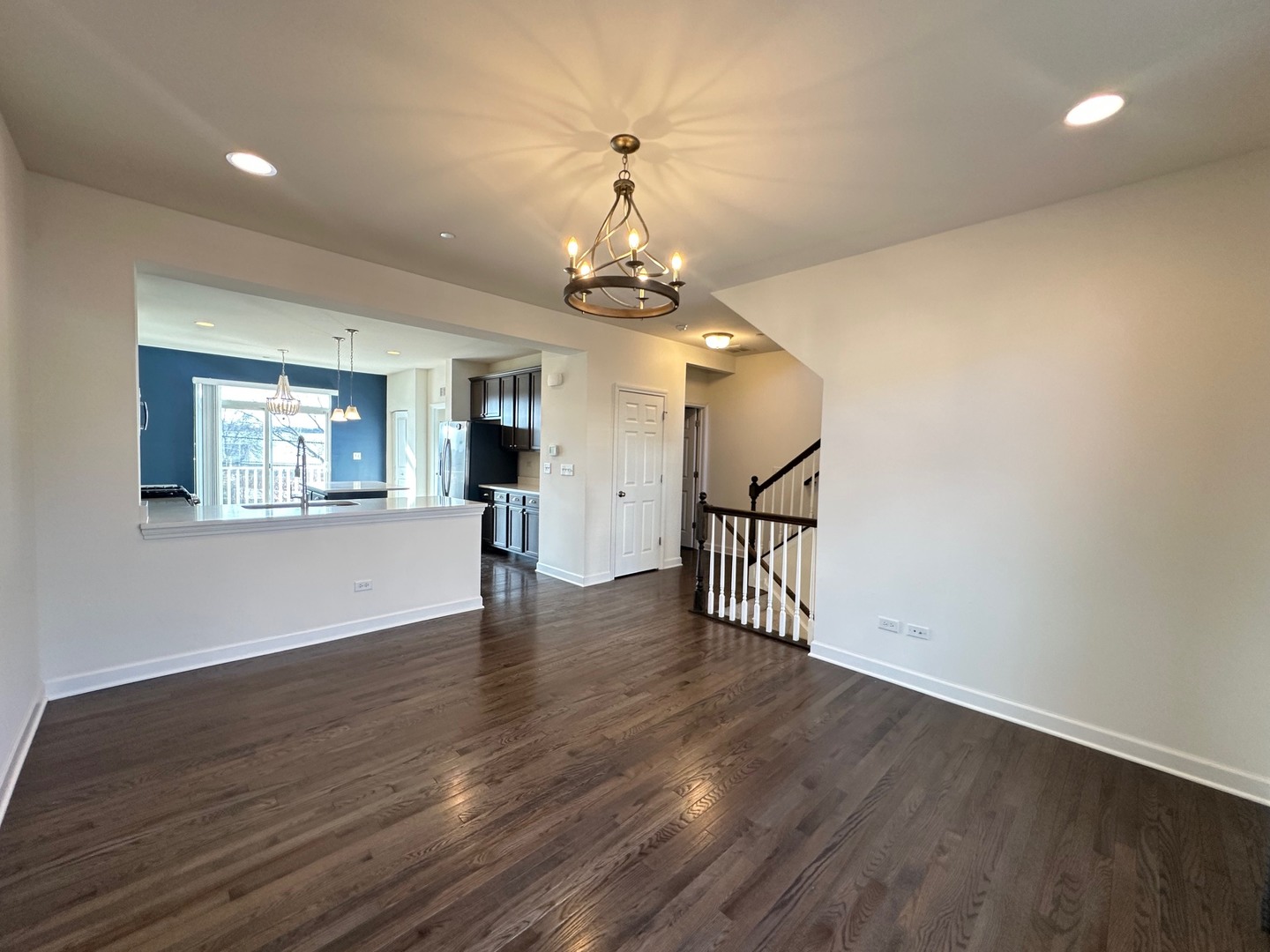 1423 N Charles Avenue, Naperville, IL 60563