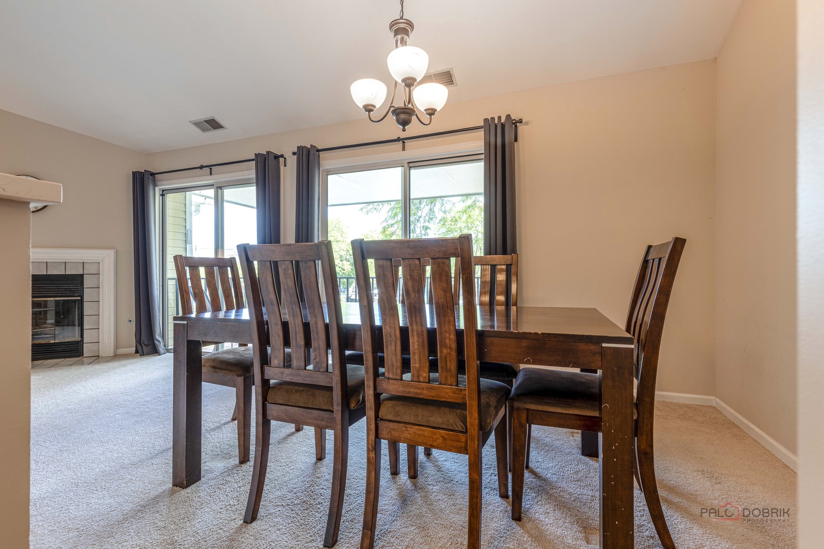 1405 Apricot Court #D, Mount Prospect, IL 60056