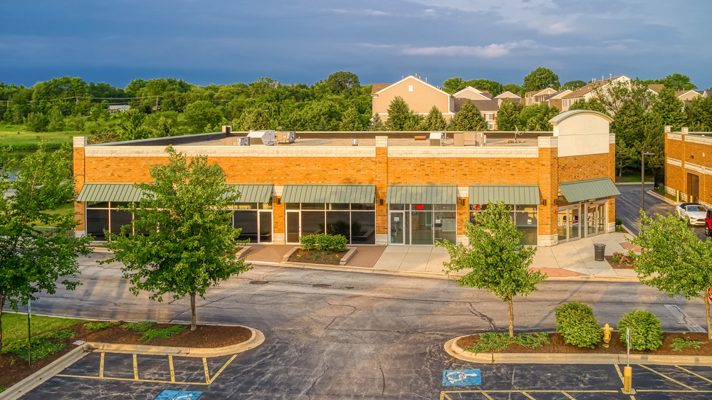 226 N Bolingbrook Drive, Bolingbrook, IL 60440