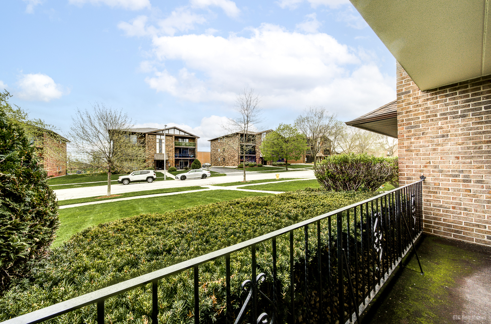 7932 Paxton Avenue #1B, Tinley Park, IL 60477