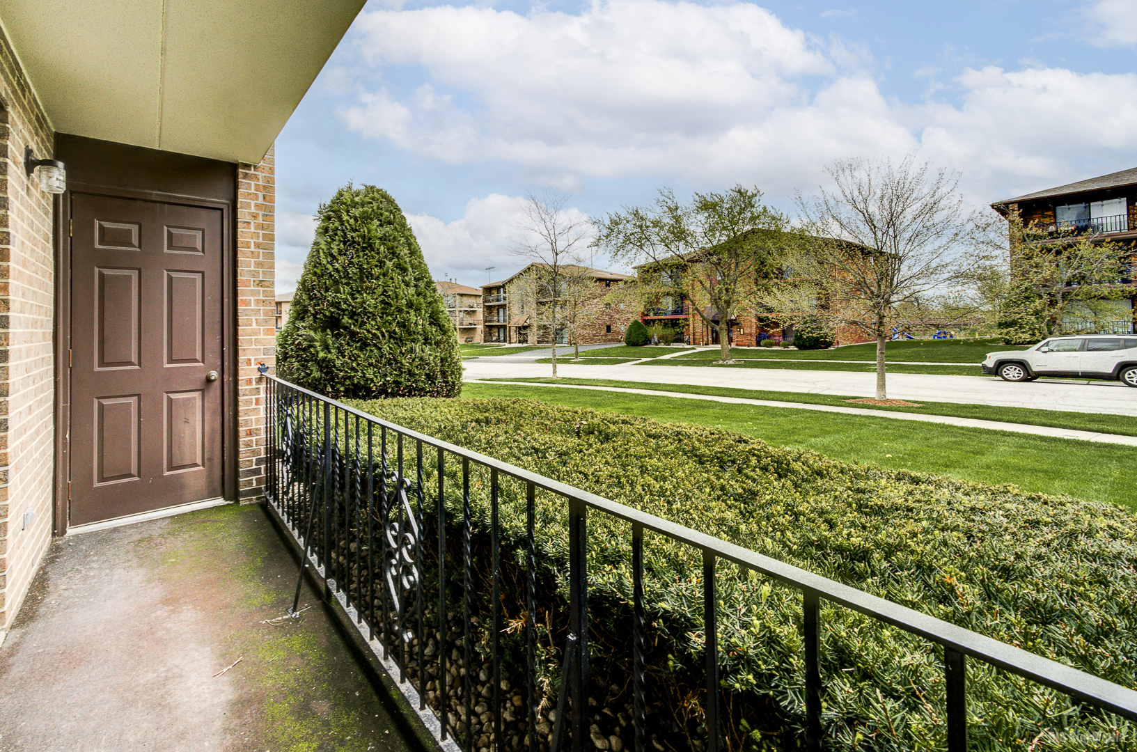 7932 Paxton Avenue #1B, Tinley Park, IL 60477