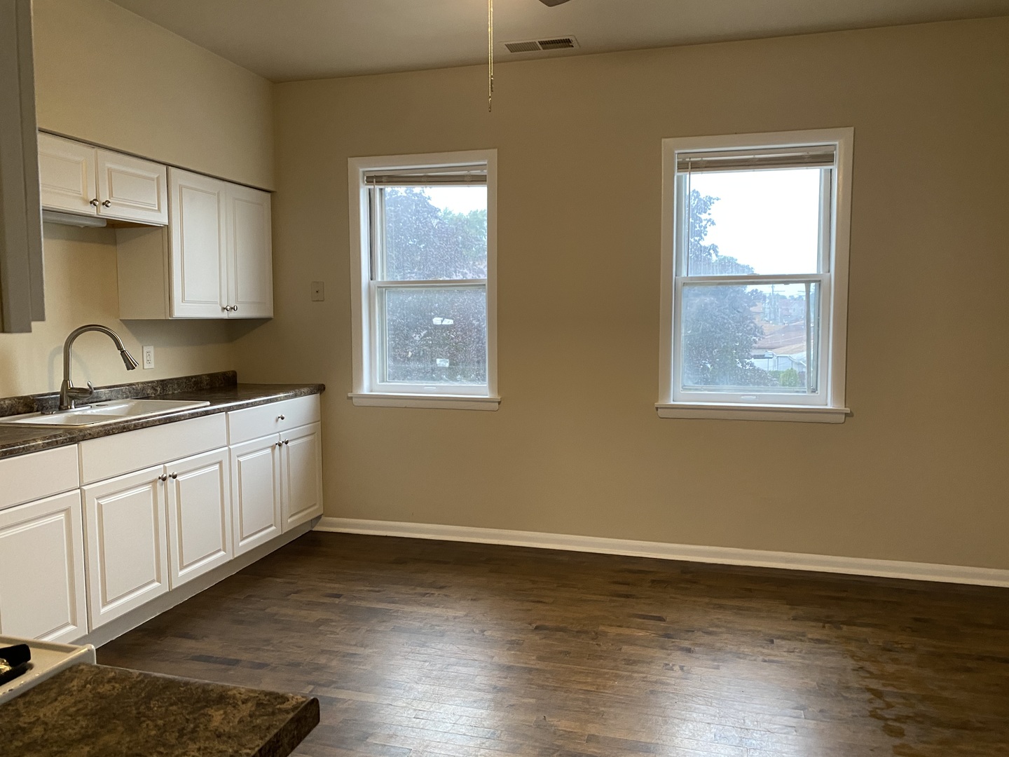 5028 W 31st Place, Cicero, IL 60804