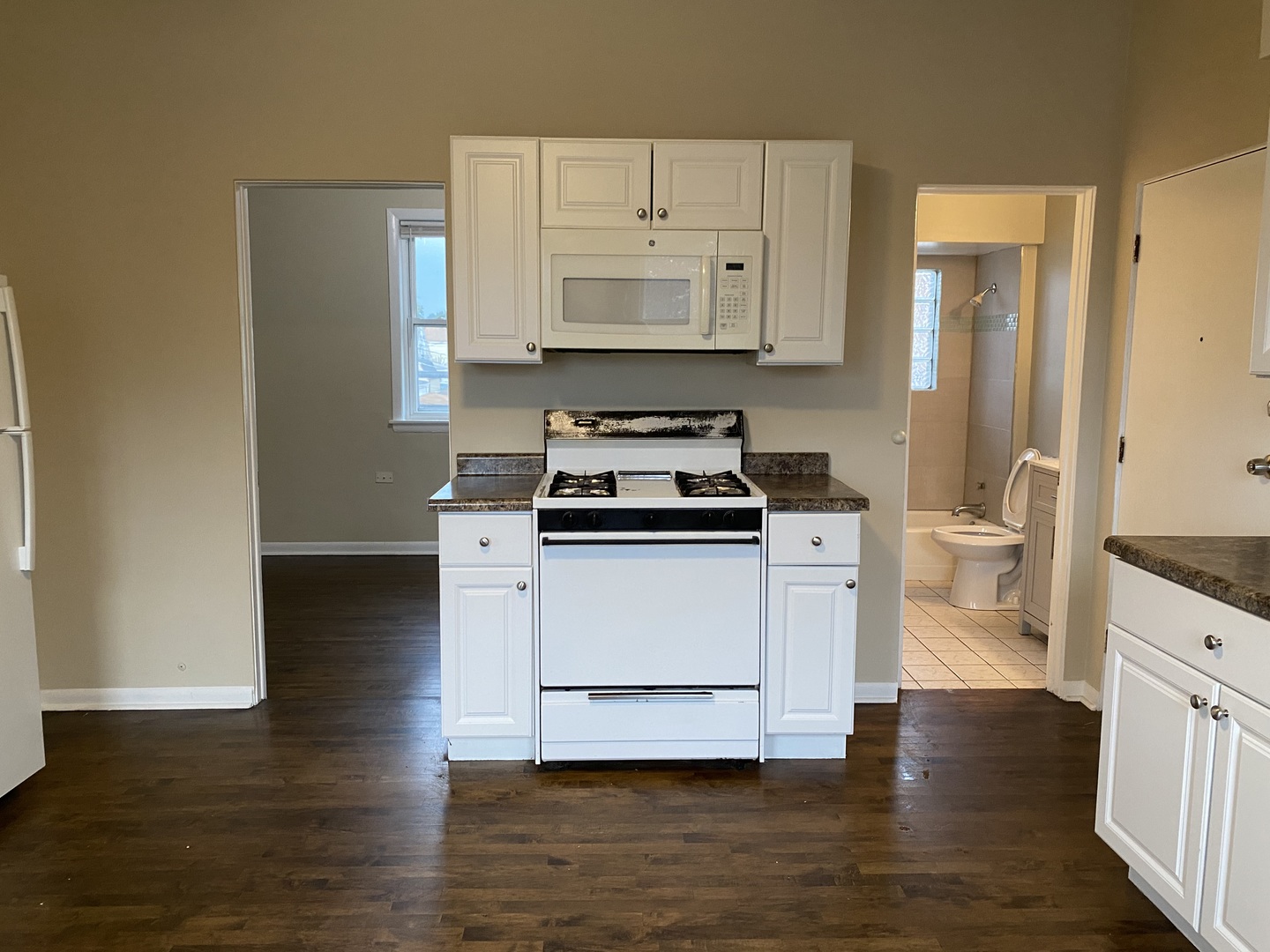 5028 W 31st Place, Cicero, IL 60804