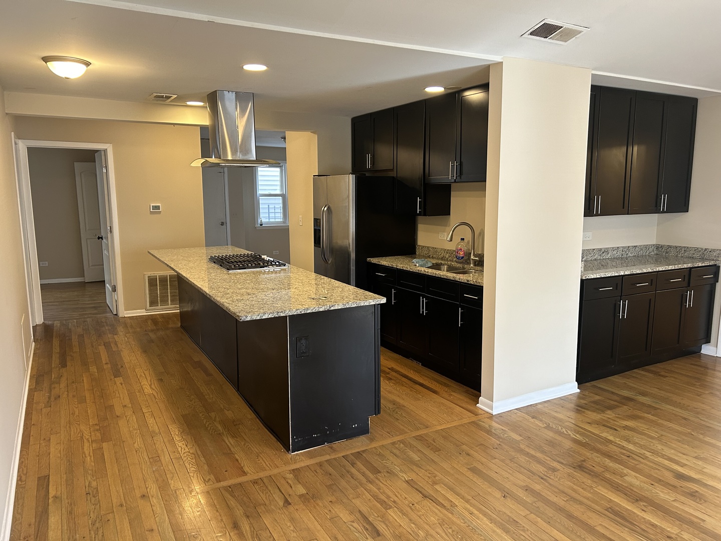 5028 W 31st Place, Cicero, IL 60804