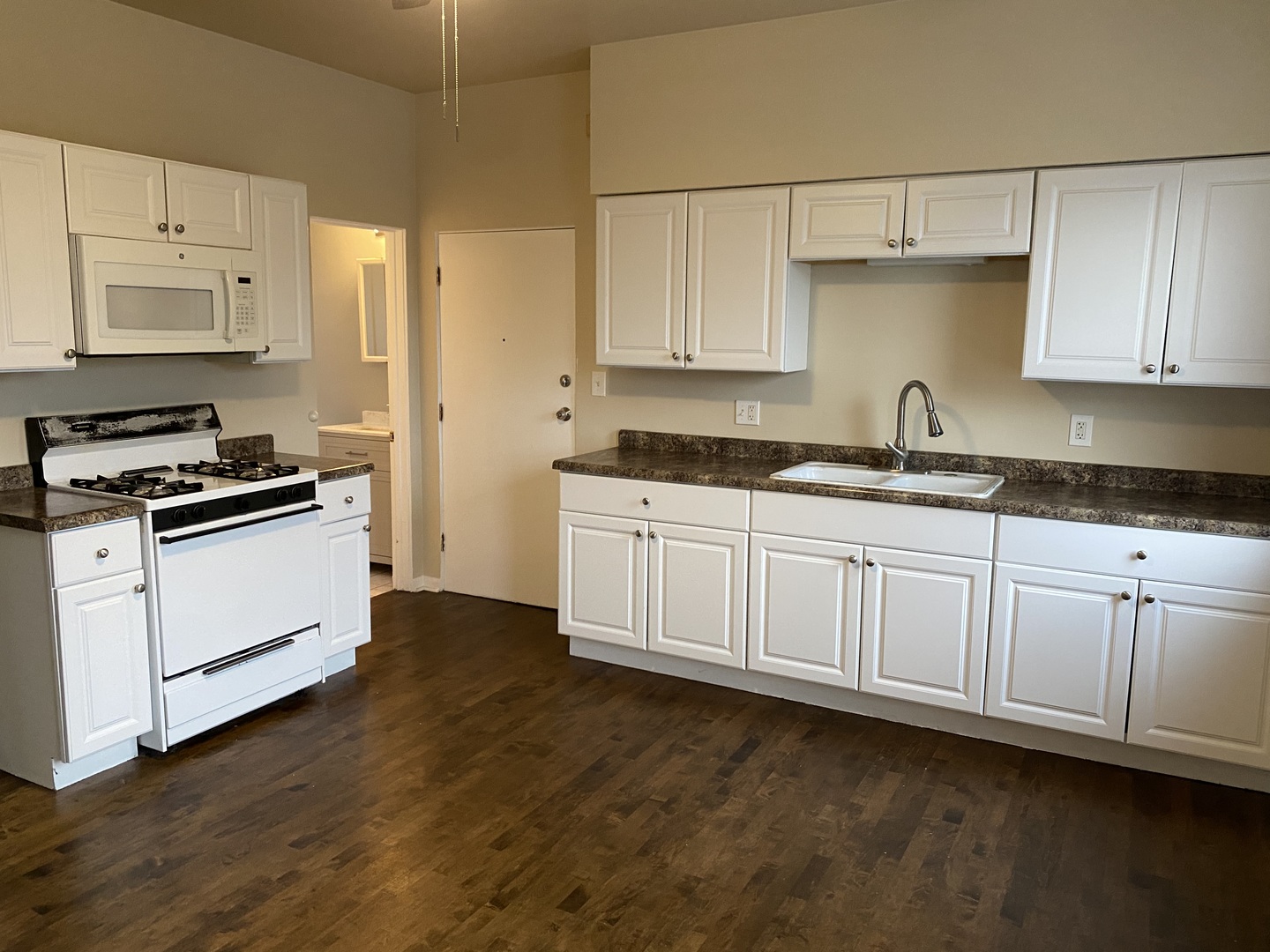 5028 W 31st Place, Cicero, IL 60804