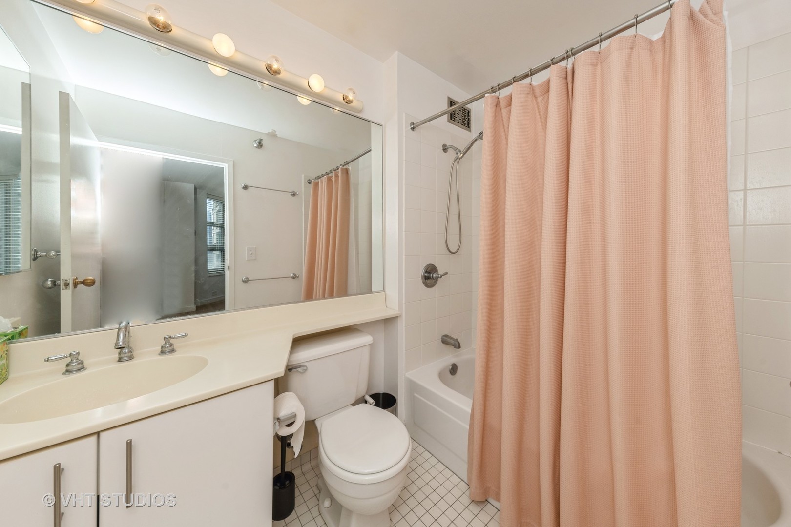 401 E Ontario Street #2606, Chicago, IL 60611