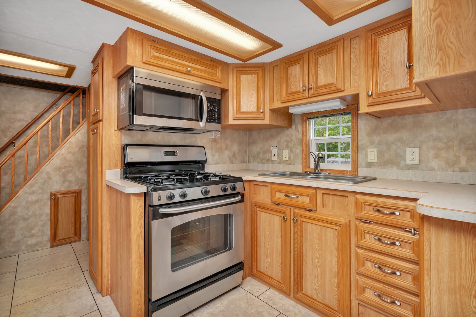 11 Lakeshore Drive, Wilmington, IL 60481