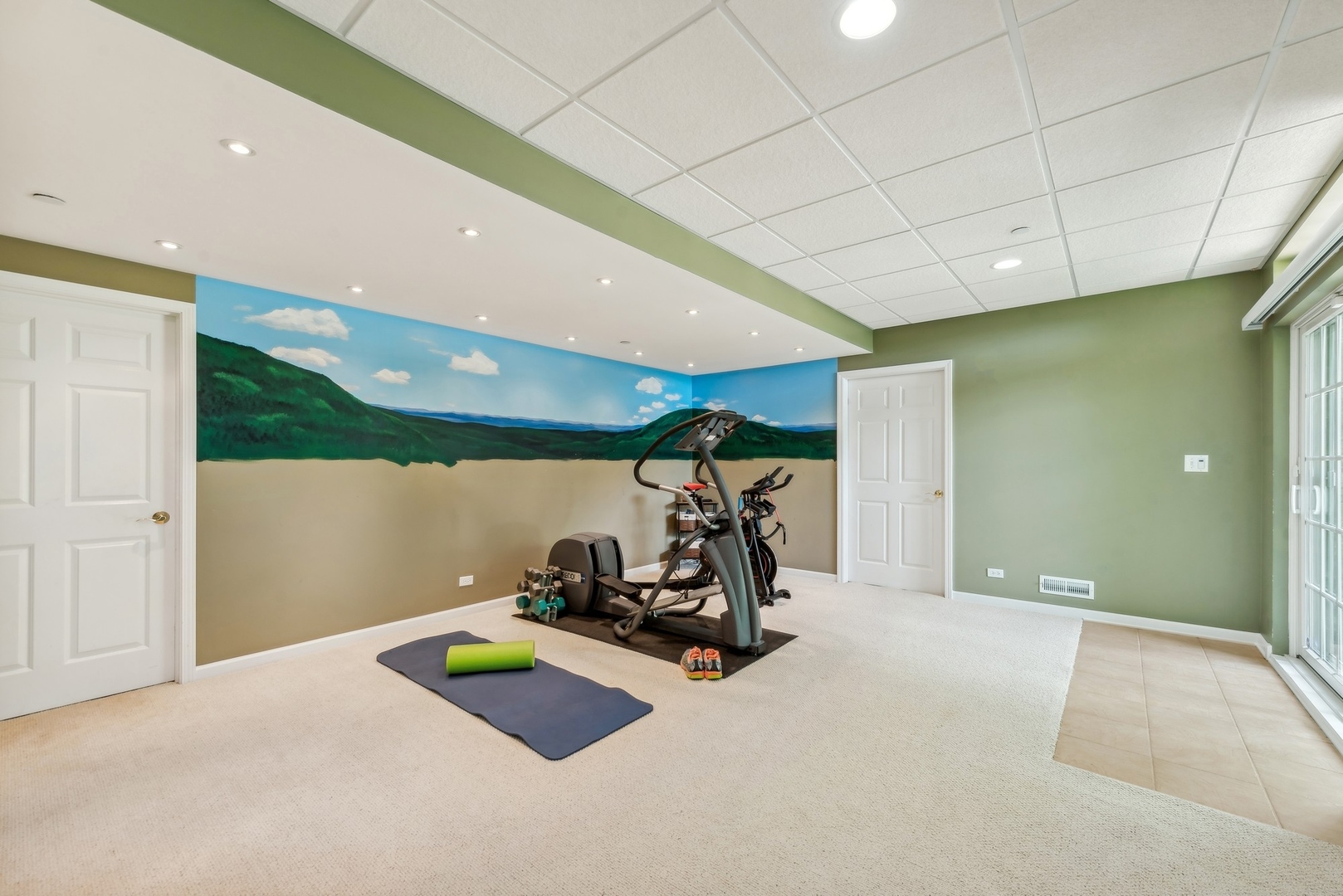 8135 S Boulder Court, Long Grove, IL 60047