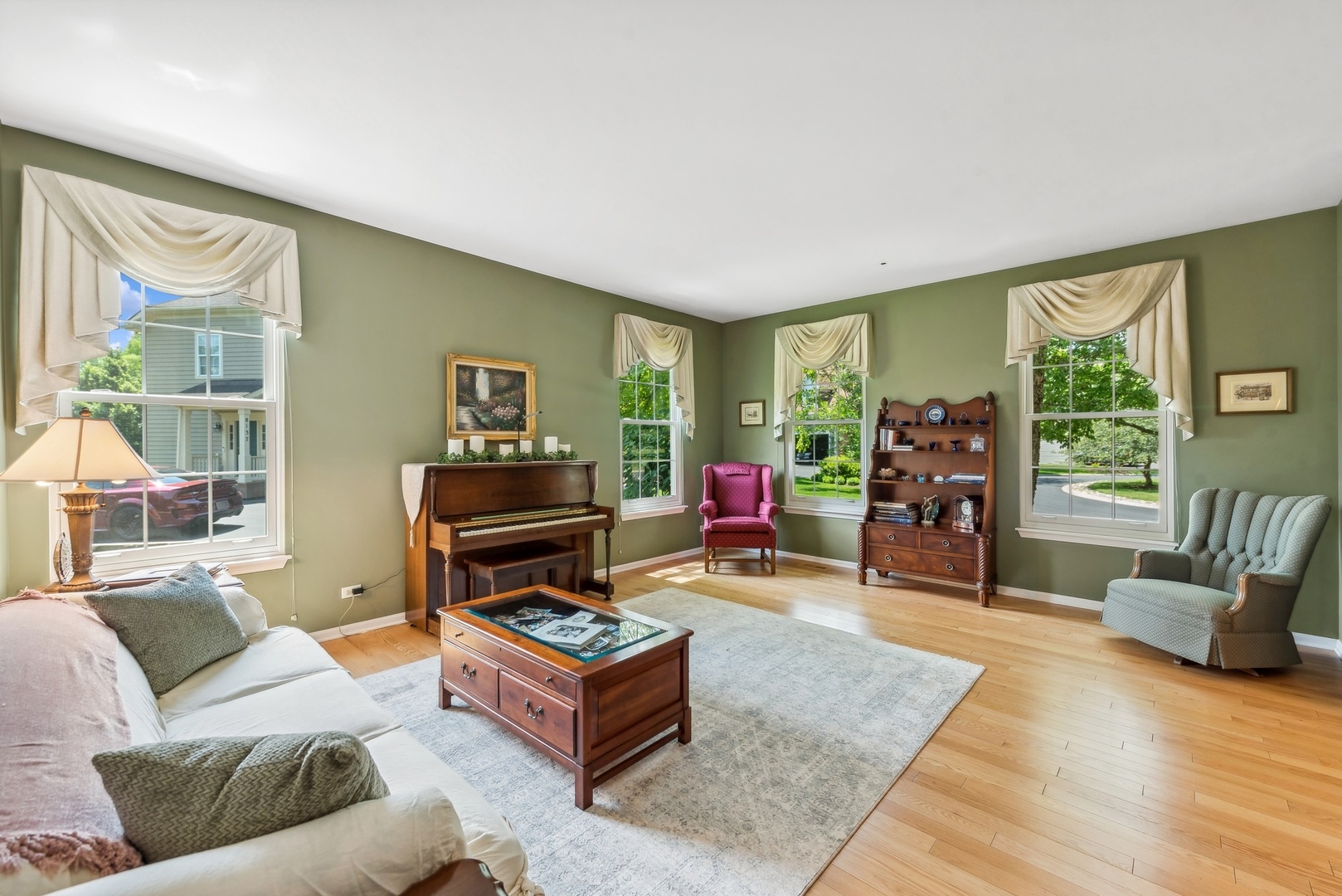 8135 S Boulder Court, Long Grove, IL 60047
