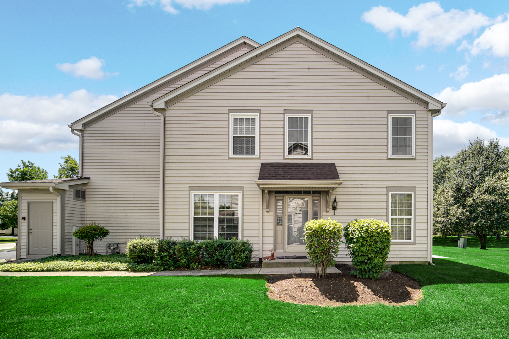 923 March Street, Lake Zurich, IL 60047