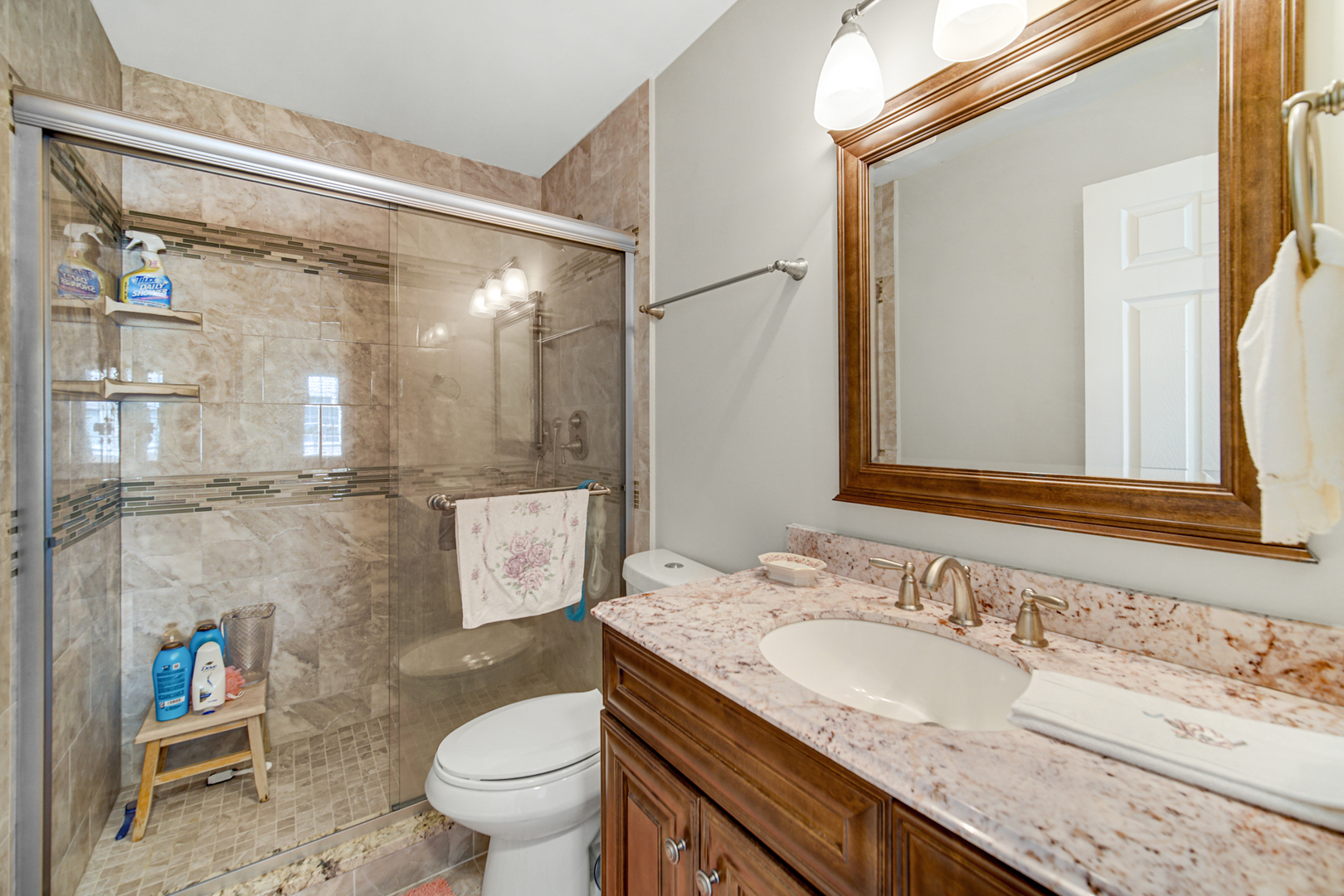 923 March Street, Lake Zurich, IL 60047