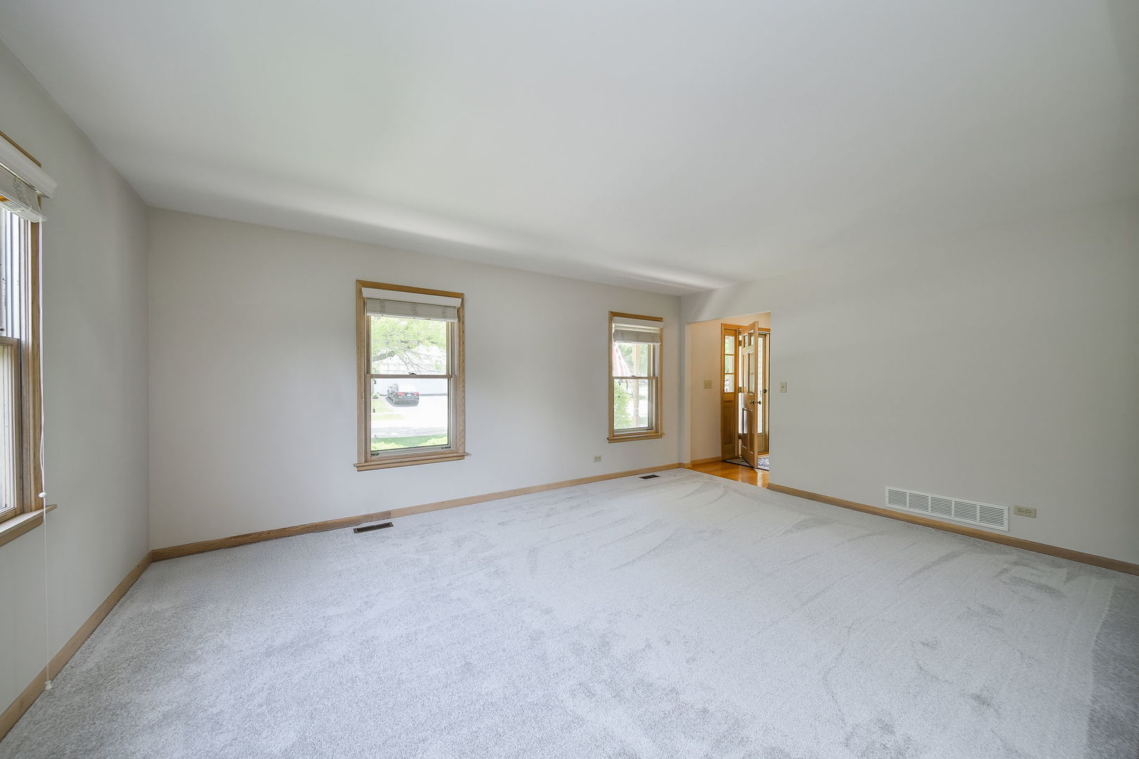 1553 Marquette Avenue, Naperville, IL 60565