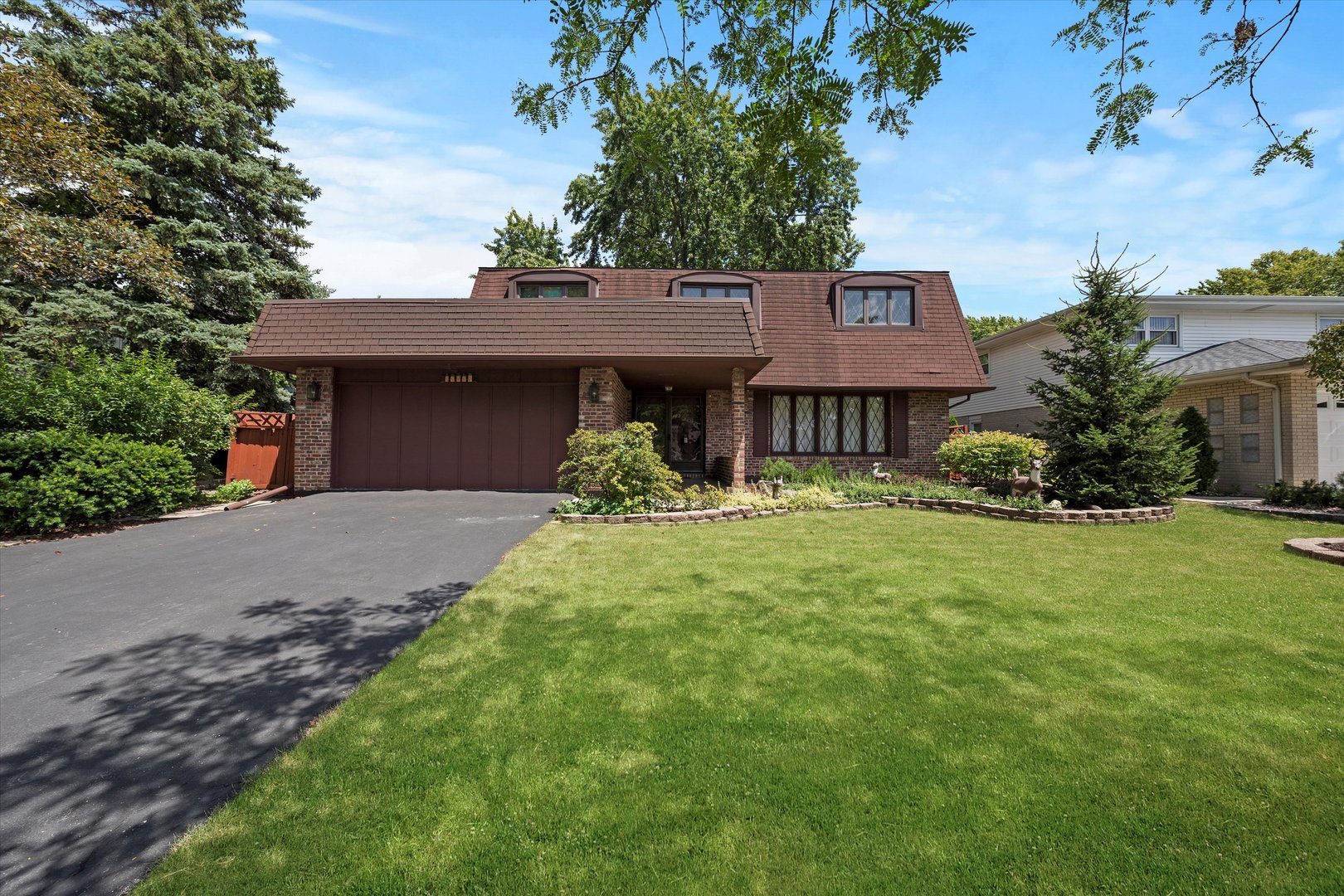 10603 CHAMONIEUX Drive, Palos Hills, IL 60465